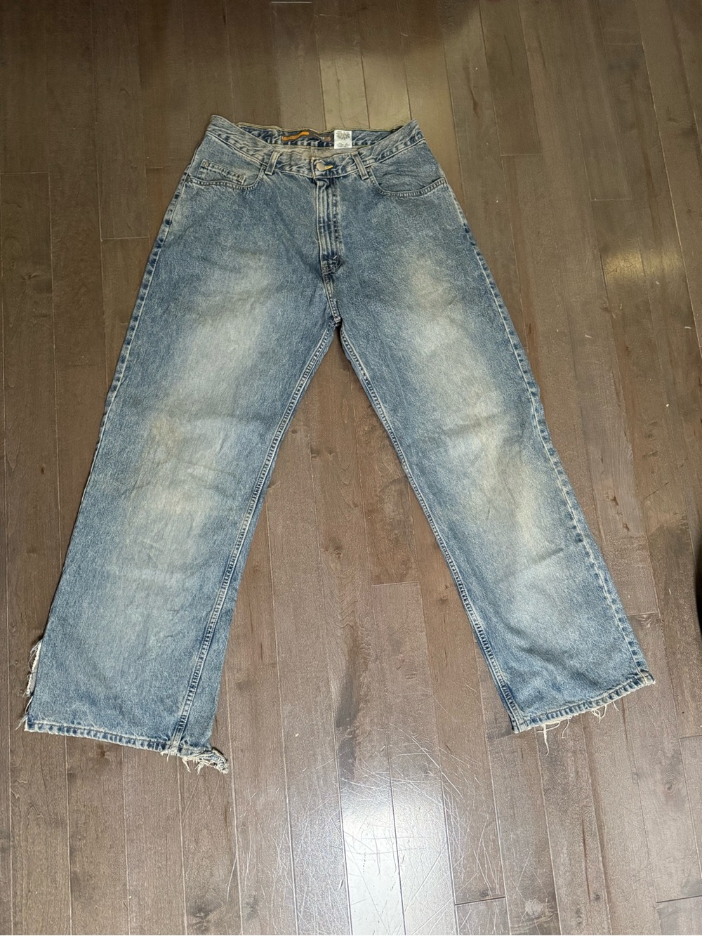 Vintage Levi’s Men’s Silvertab Oversized Fit Jeans Size 32 x 32